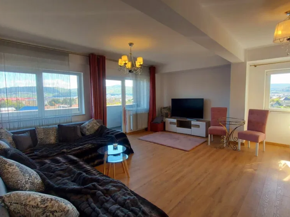 Living aparament 2 camere Floresti, Cluj.